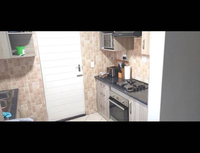 3 BEDROOM HOUSE FOR SALE IN THE ORCHARDS